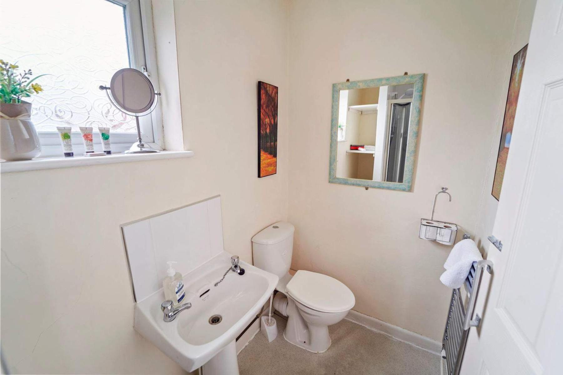 4 Bed Homely Retreat - Wolverhampton Zewnętrze zdjęcie